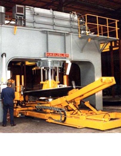 Ketelbodempers 500ton 5meter doorgang